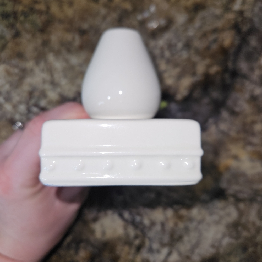 NF Nora Fleming White Ceramic Bud Vase Pen Toothpick Holder Green Butterfly HTF - Picture 7 of 16